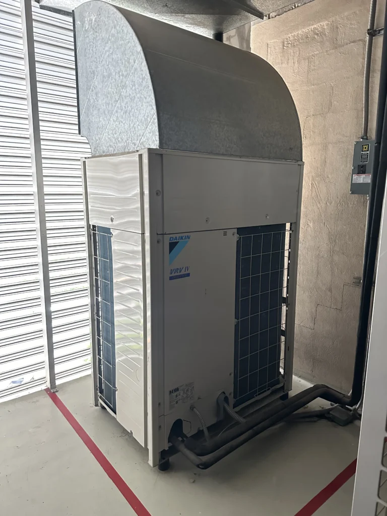 Unidad exterior de un sistema de aire acondicionado VRF